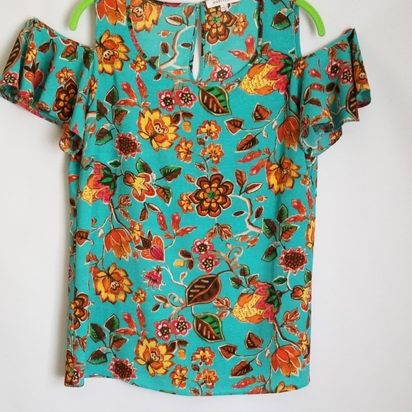 Rose & Olive Tops - Blouse by Rose+Olive. Size L